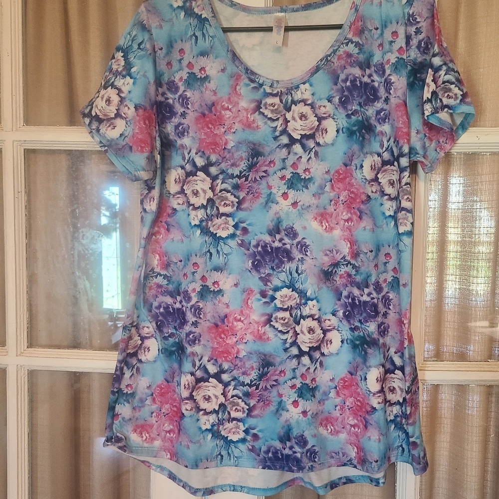 LuLaRoe Top